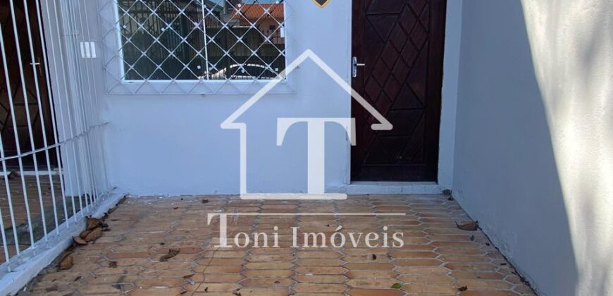 SOBRADO á Venda entre 3e 4 Avenida no centro de Balneário  Camboriú