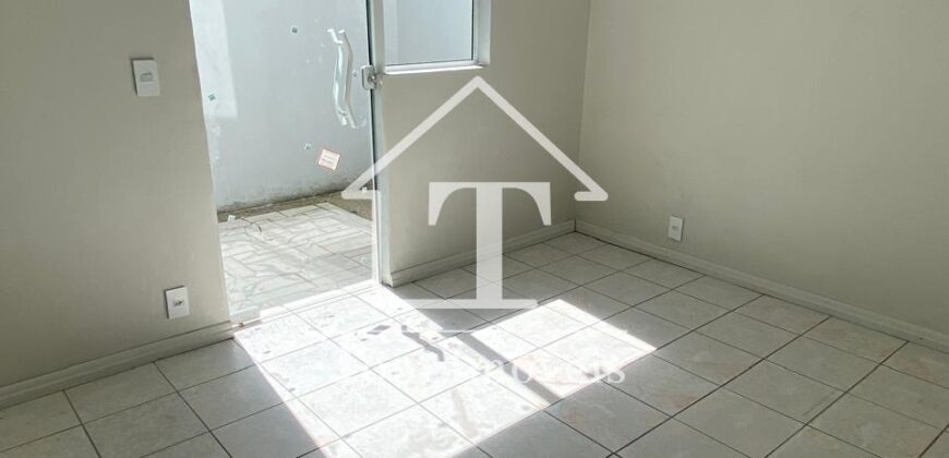 SOBRADO á Venda entre 3e 4 Avenida no centro de Balneário  Camboriú