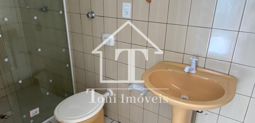 SOBRADO á Venda entre 3e 4 Avenida no centro de Balneário  Camboriú