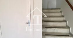 SOBRADO á Venda entre 3e 4 Avenida no centro de Balneário  Camboriú