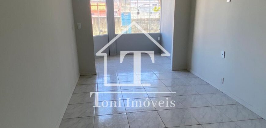 SOBRADO á Venda entre 3e 4 Avenida no centro de Balneário  Camboriú