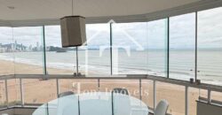 Frente Mar em Balneário Camboriú/SC.