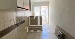 Exclusiva Propriedade Residencial com Cobertura Ampla e Dois Apartamentos Independentes na Rua 1950