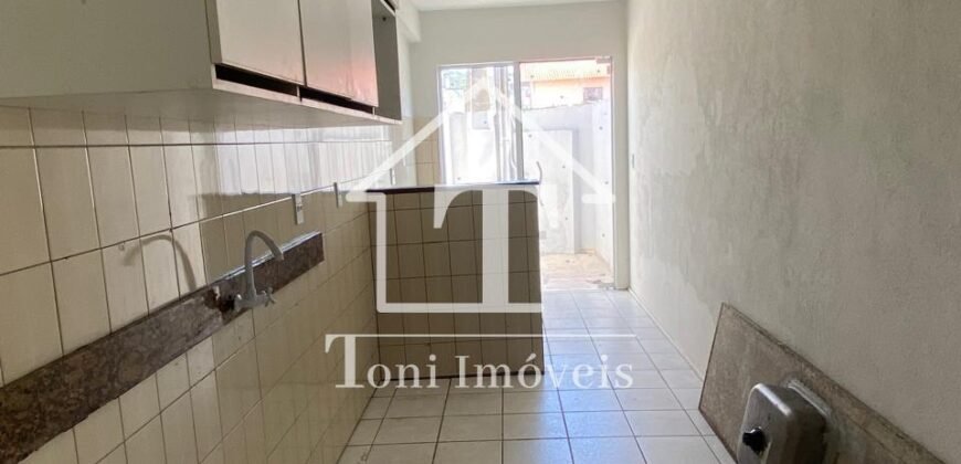 Exclusiva Propriedade Residencial com Cobertura Ampla e Dois Apartamentos Independentes na Rua 1950