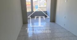 Exclusiva Propriedade Residencial com Cobertura Ampla e Dois Apartamentos Independentes na Rua 1950